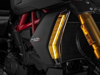 39 DUCATI DIAVEL 1260 S UC68927 High